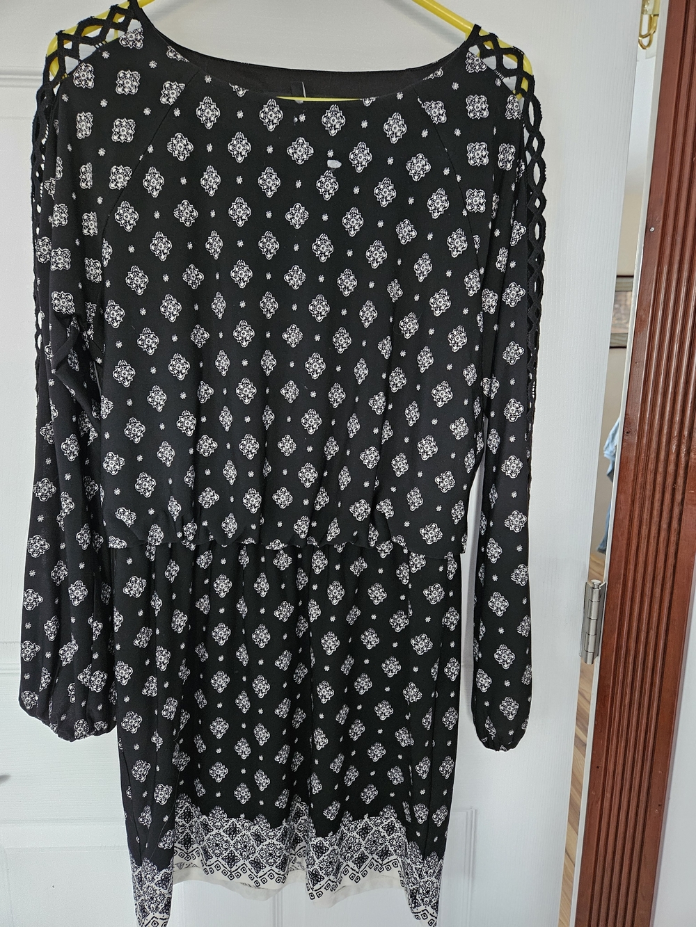 White House Black Market Black Printed Long-Sleeve Dress with Lattice Shoulders